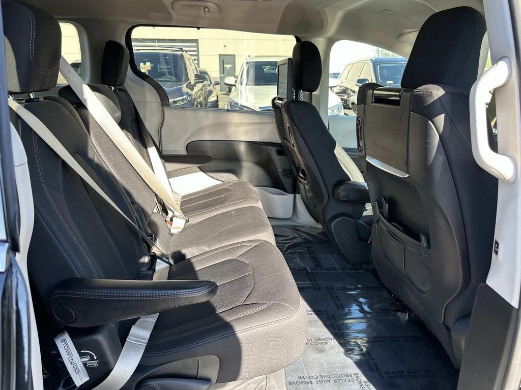 2020 Chrysler Pacifica Touring