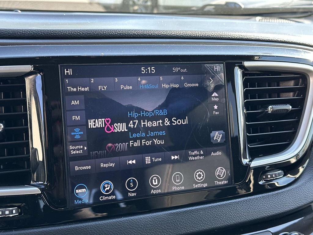 2020 Chrysler Pacifica Touring