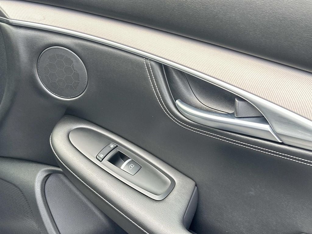 2023 INFINITI QX55 LUXE