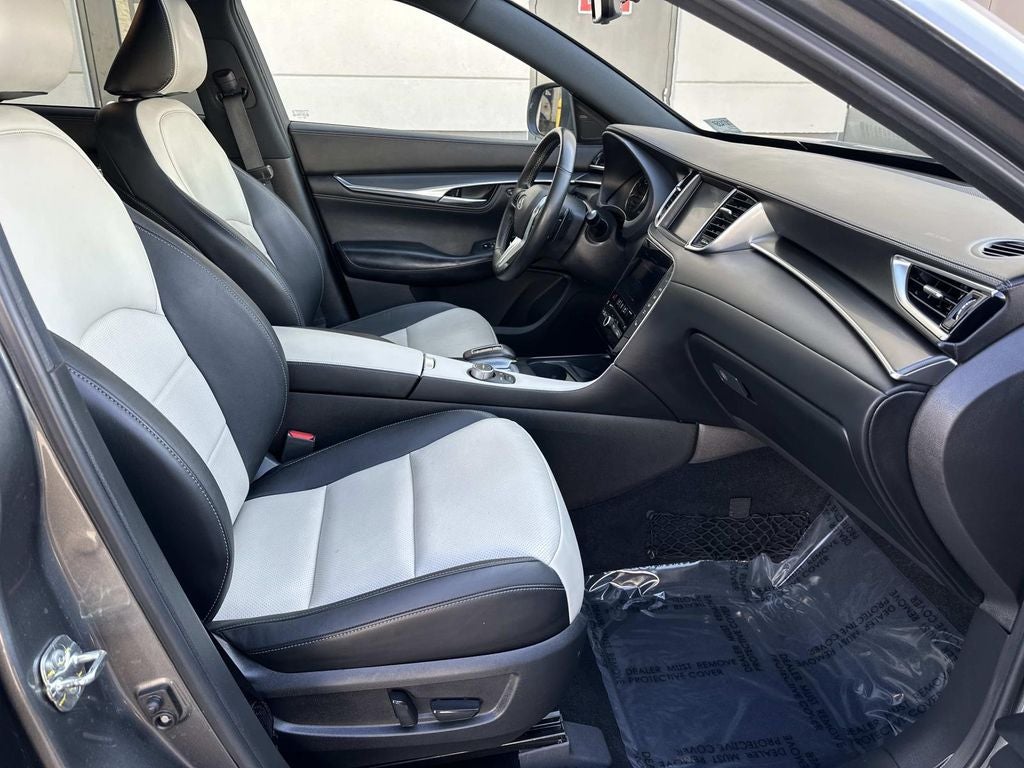 2025 INFINITI QX55 LUXE