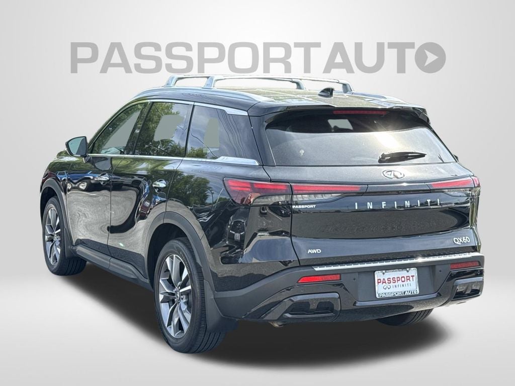 2025 INFINITI QX60 LUXE