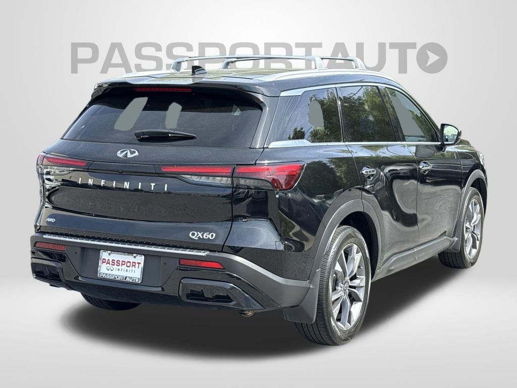 2025 INFINITI QX60 LUXE