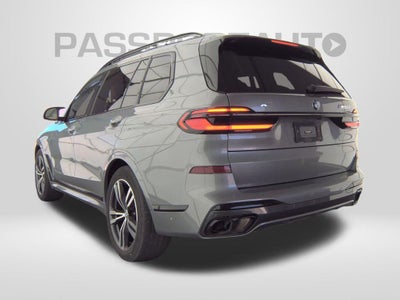 2023 BMW X7 M60i