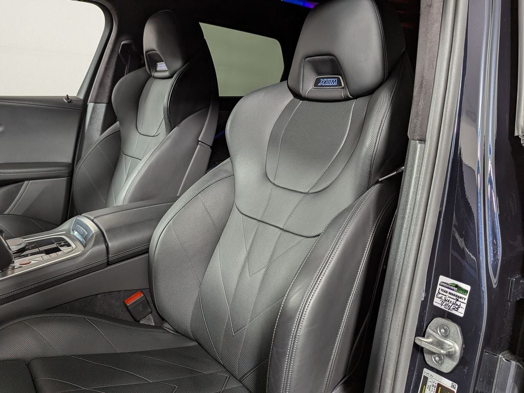 2025 BMW XM Base