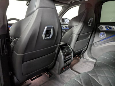 2025 BMW XM Base
