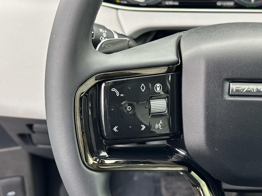 2025 Land Rover Range Rover Evoque S