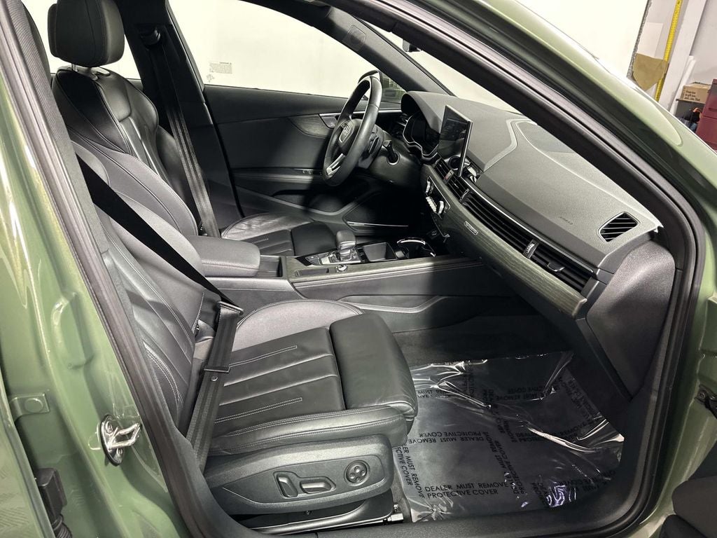 2023 Audi A4 45 S line Premium Plus quattro