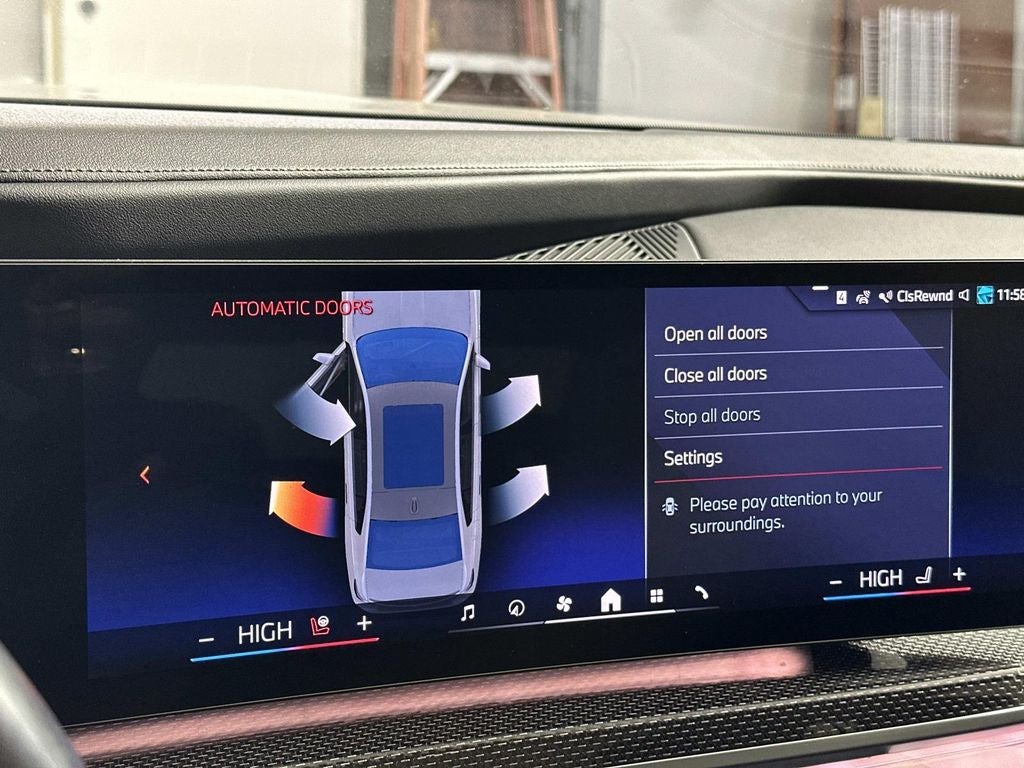 2023 BMW 7 Series 740i