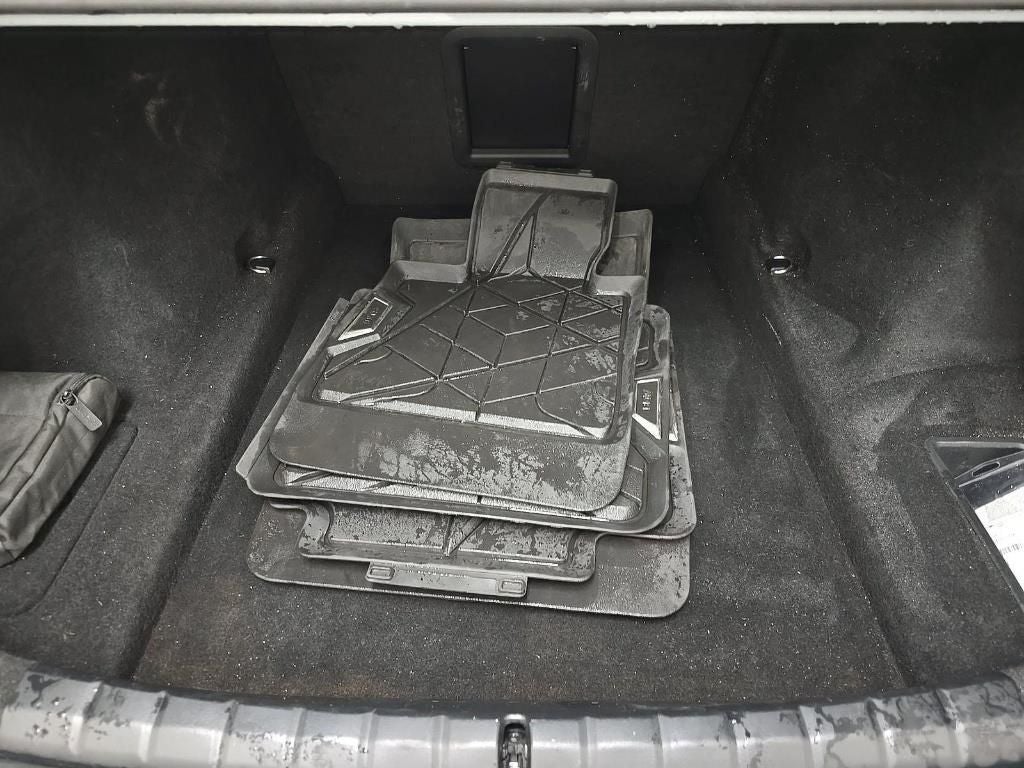 2023 BMW 7 Series 740i