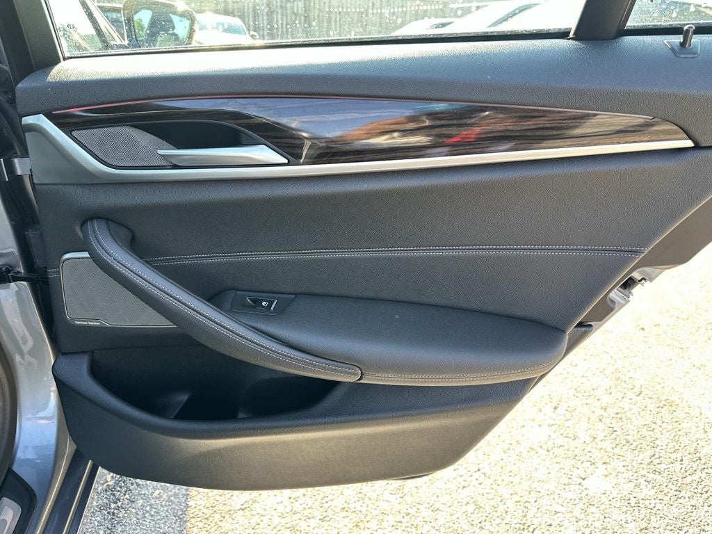 2021 BMW 5 Series 530i