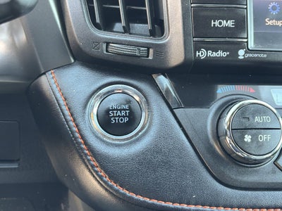 2017 Toyota RAV4 SE