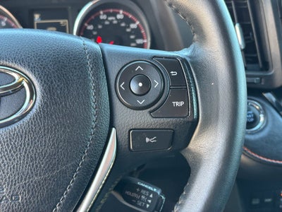 2017 Toyota RAV4 SE