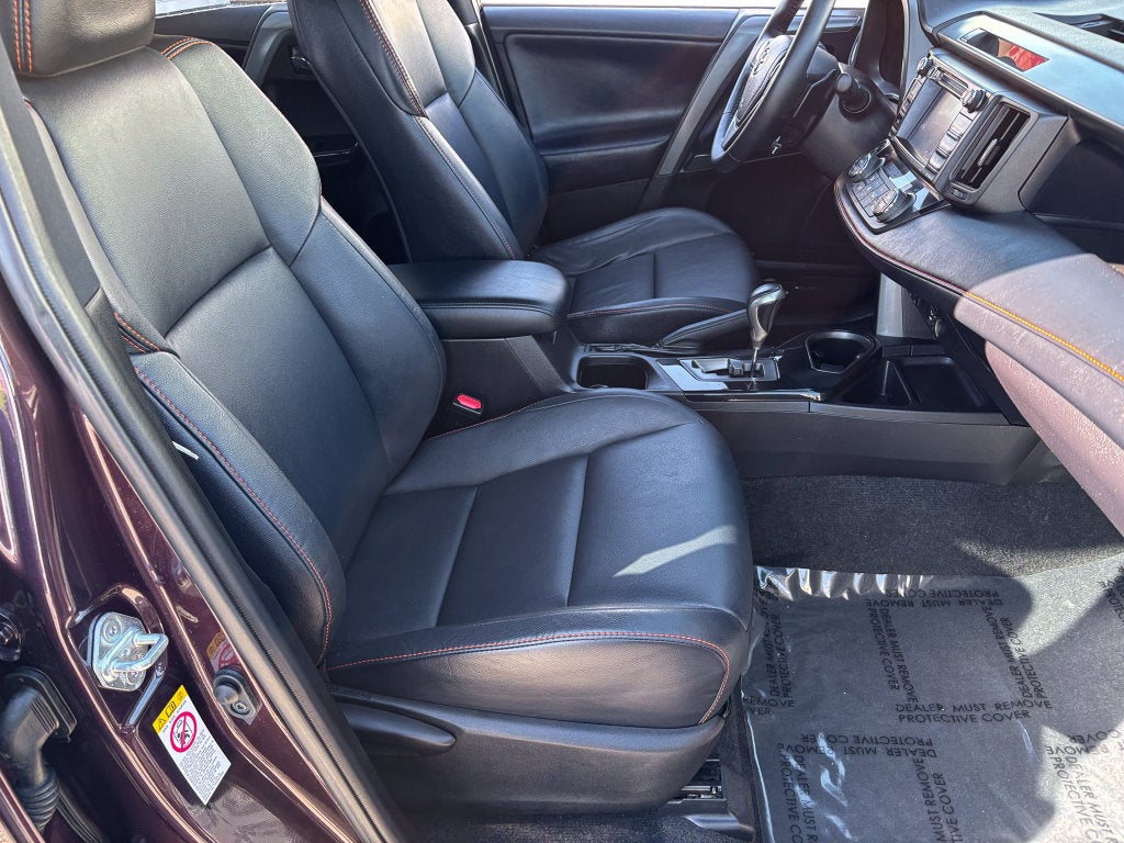 2017 Toyota RAV4 SE