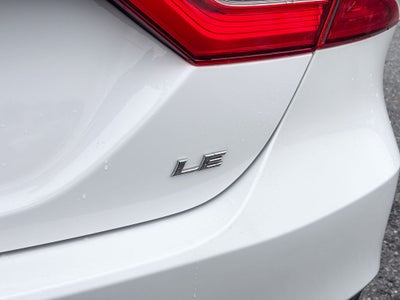 2018 Toyota Camry LE