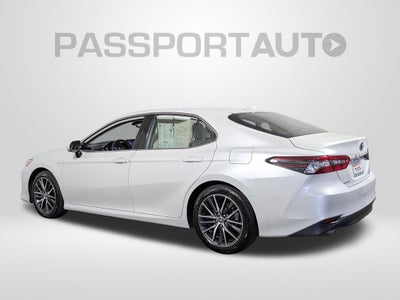 2023 Toyota Camry Hybrid XLE