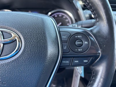 2020 Toyota Camry SE