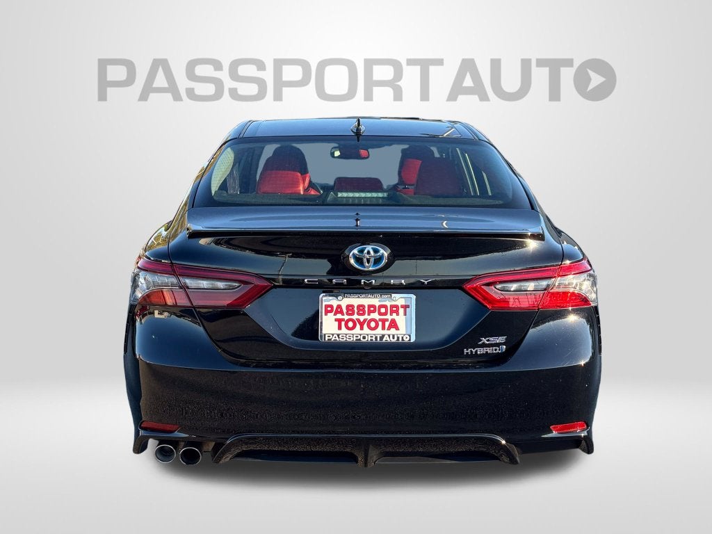 2021 Toyota Camry Hybrid XSE