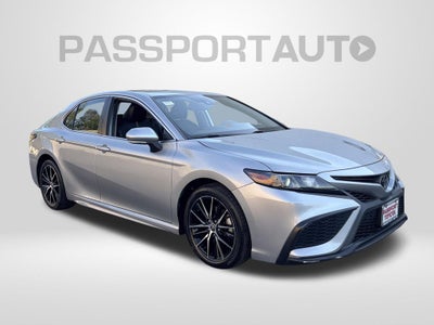 2022 Toyota Camry SE