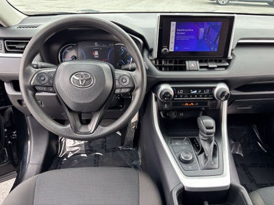 2025 Toyota RAV4 Hybrid LE