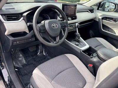 2024 Toyota RAV4 Hybrid XLE