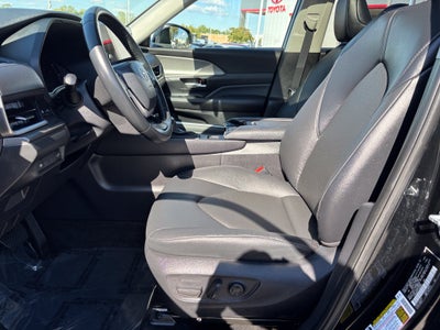 2025 Toyota Grand Highlander XLE