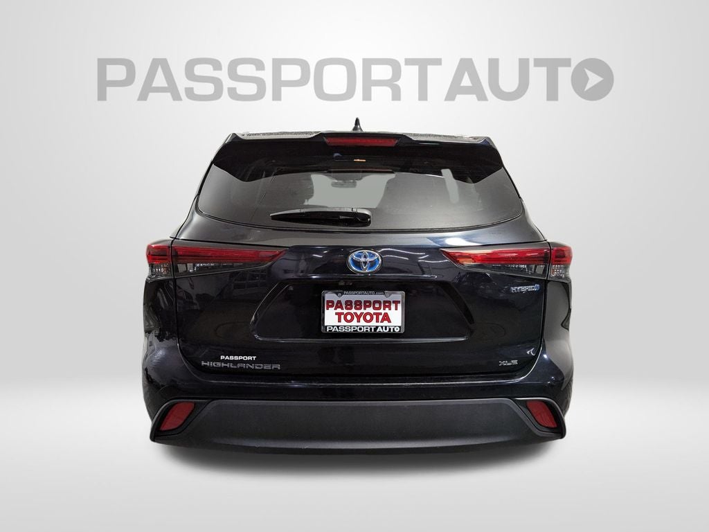 2023 Toyota Highlander Hybrid Bronze Edition