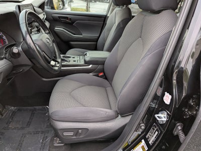 2021 Toyota Highlander LE