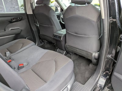 2021 Toyota Highlander LE