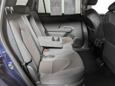 2025 Toyota Highlander LE