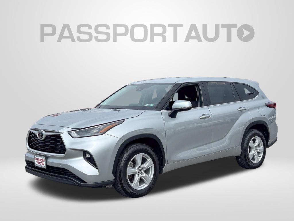 2025 Toyota Highlander LE