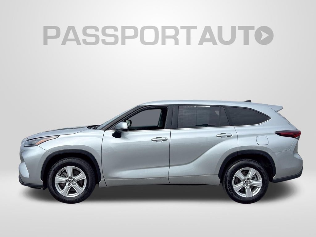 2025 Toyota Highlander LE