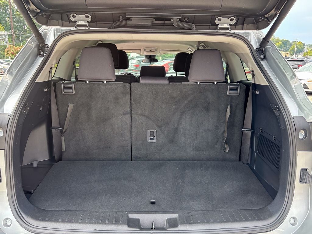 2025 Toyota Highlander LE