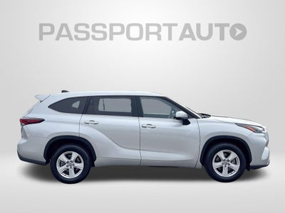 2025 Toyota Highlander LE