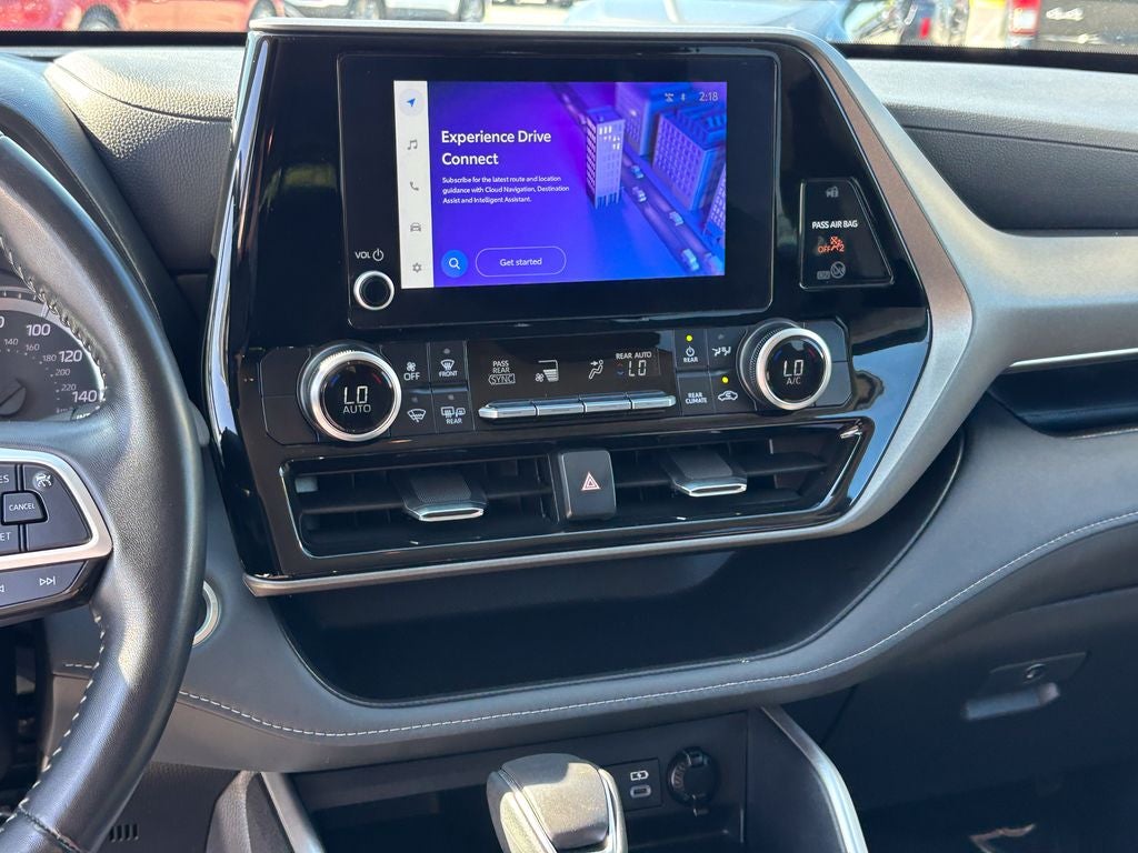 2025 Toyota Highlander LE