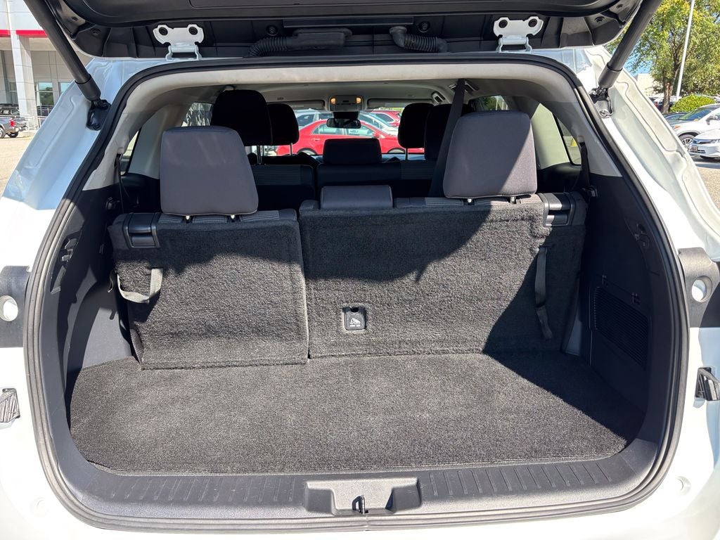 2025 Toyota Highlander LE