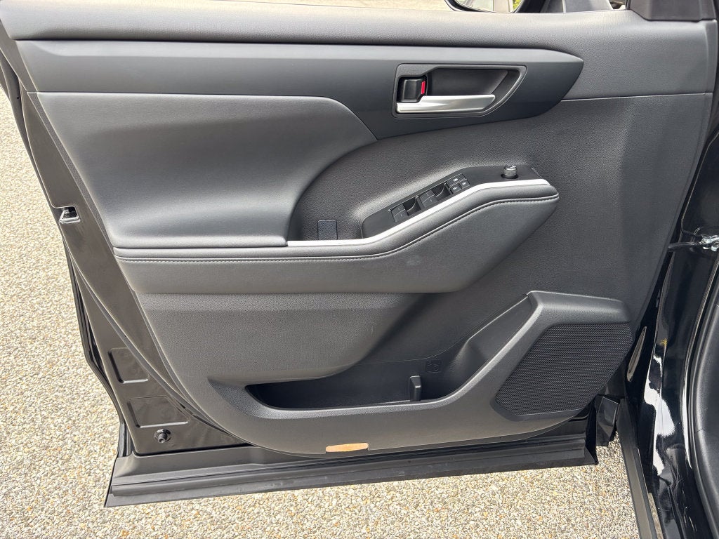 2025 Toyota Highlander XSE