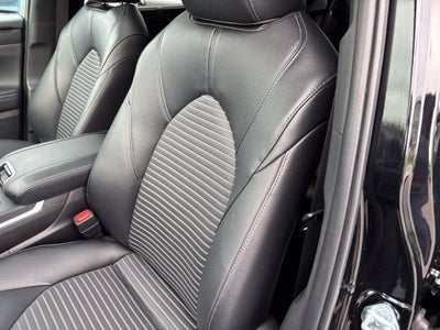2025 Toyota Highlander XSE