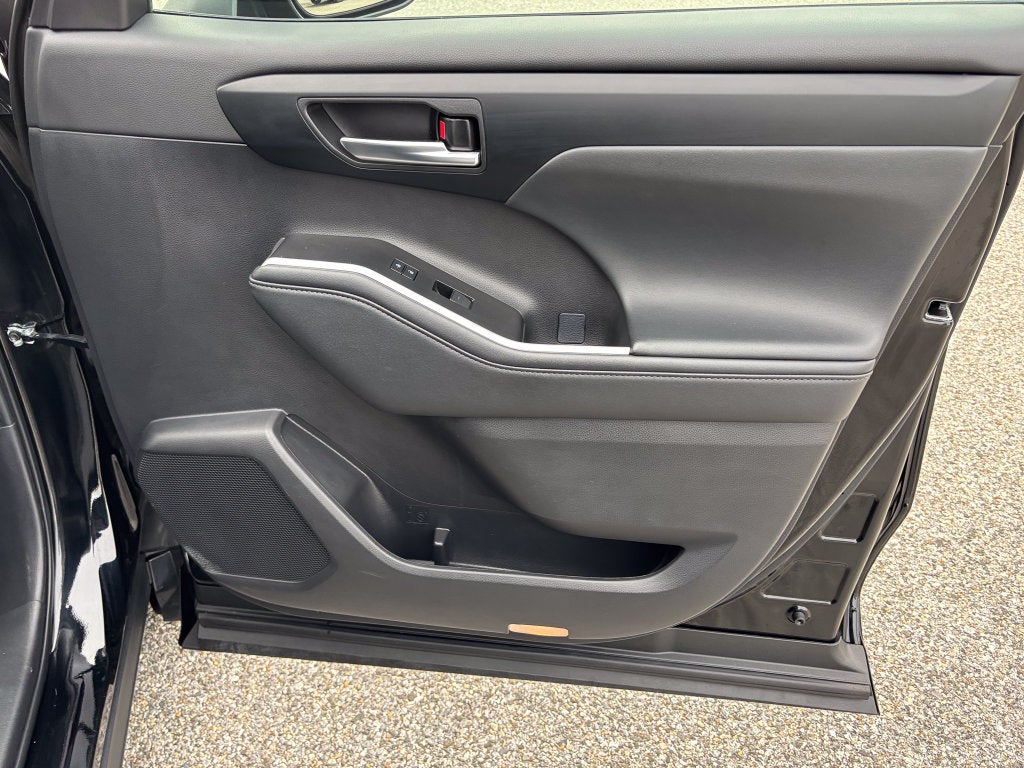 2025 Toyota Highlander XSE
