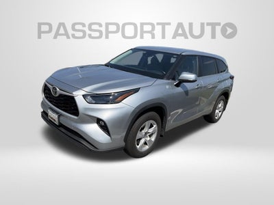 2024 Toyota Highlander LE