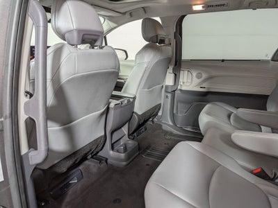 2024 Toyota Sienna XLE 8 Passenger