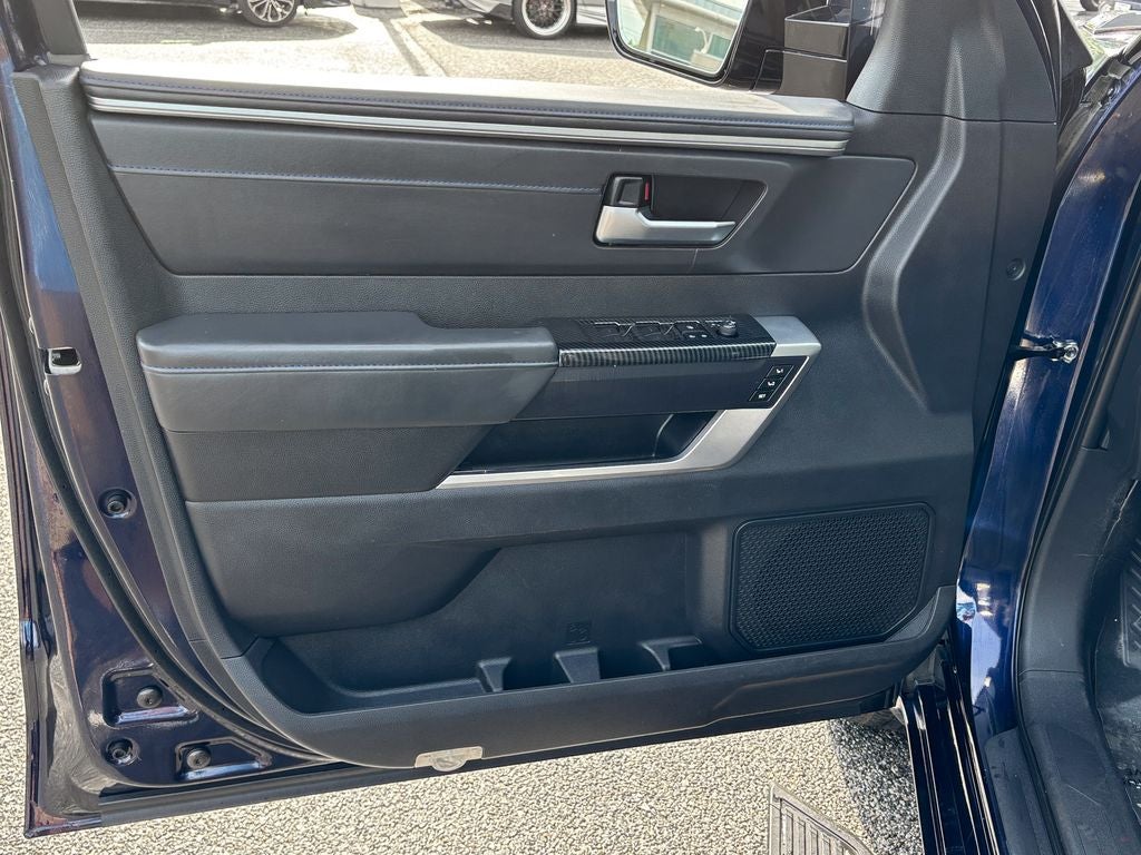 2023 Toyota Tundra Hybrid Platinum