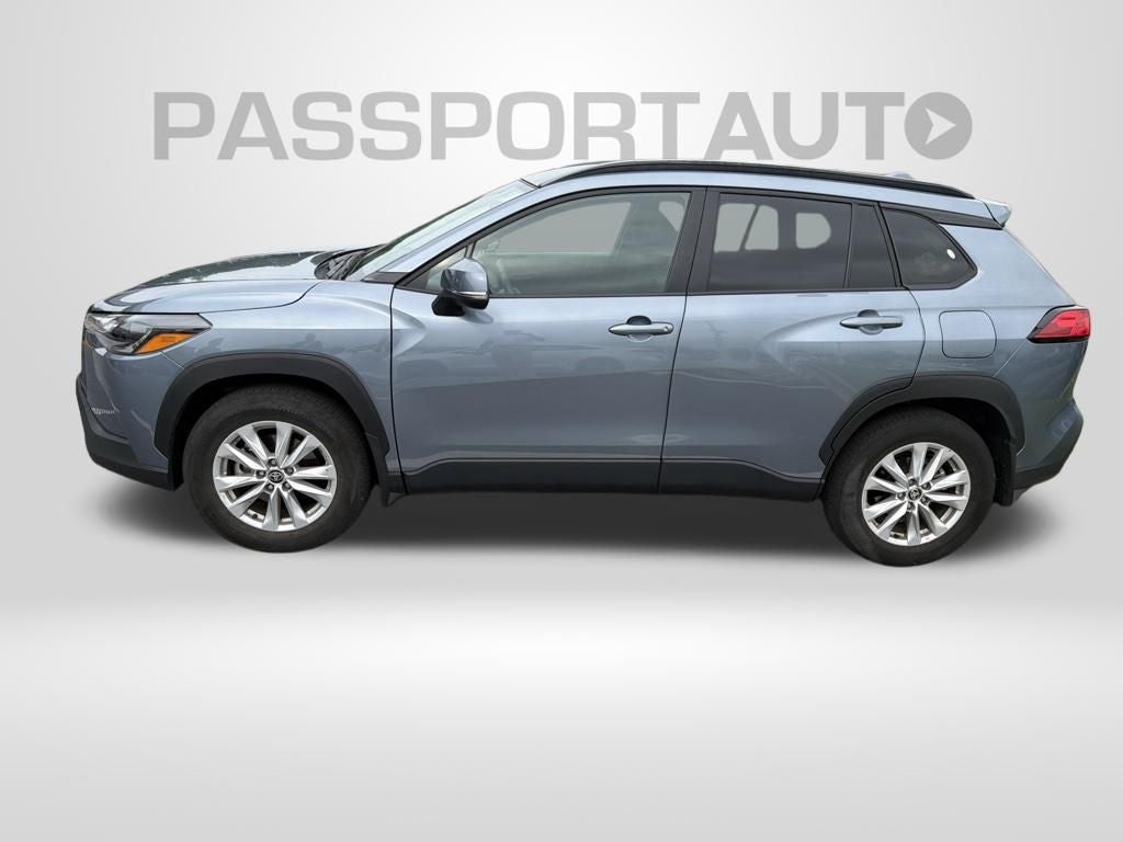 2024 Toyota Corolla Cross LE