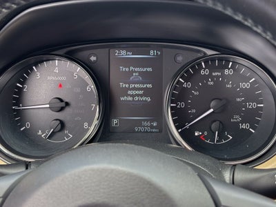 2017 Nissan Rogue SV