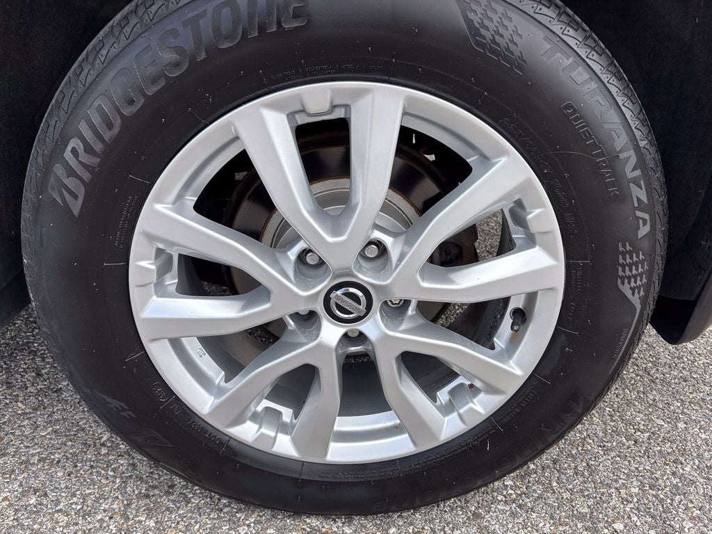 2017 Nissan Rogue SV