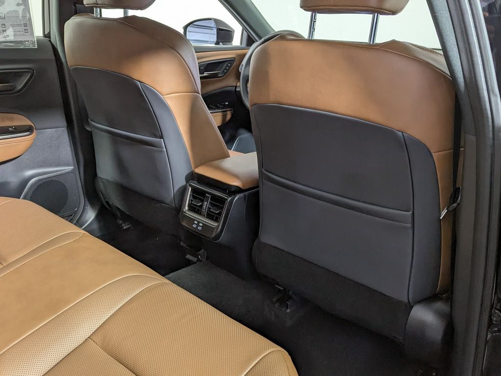 2025 Toyota Crown Signia XLE