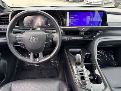 2025 Toyota Crown Signia Limited
