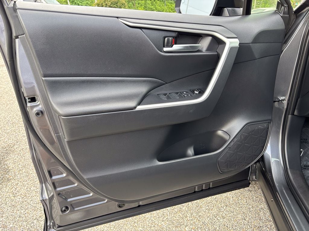 2024 Toyota RAV4 Prime SE