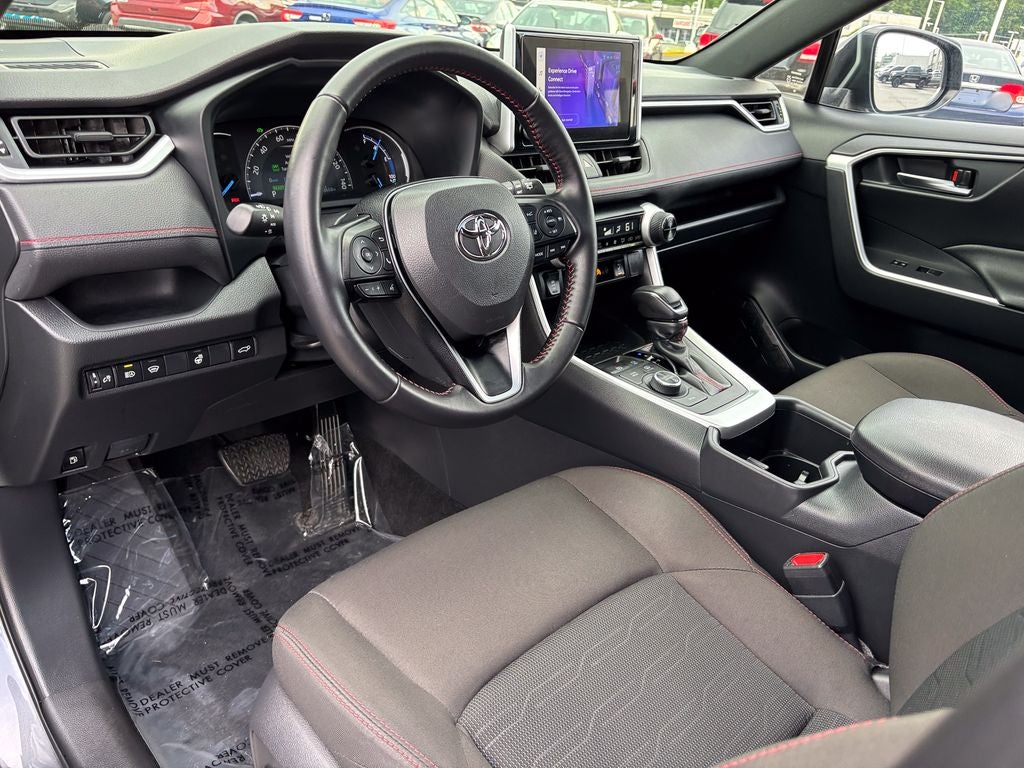 2024 Toyota RAV4 Prime SE