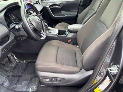 2024 Toyota RAV4 Prime SE