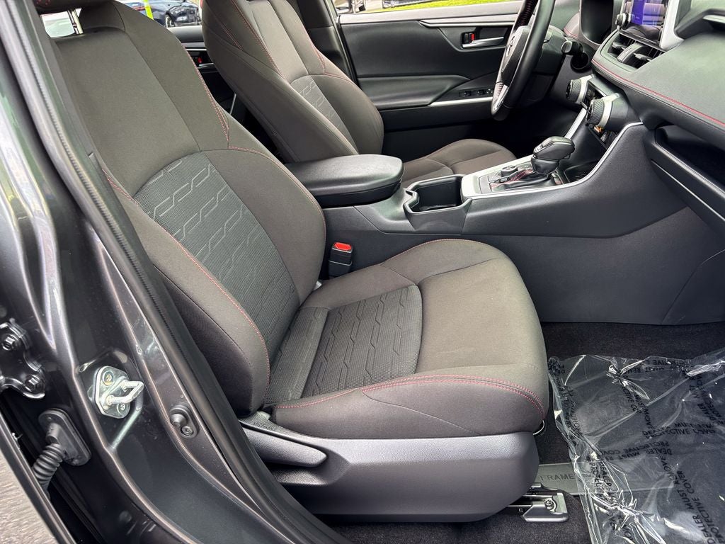 2024 Toyota RAV4 Prime SE